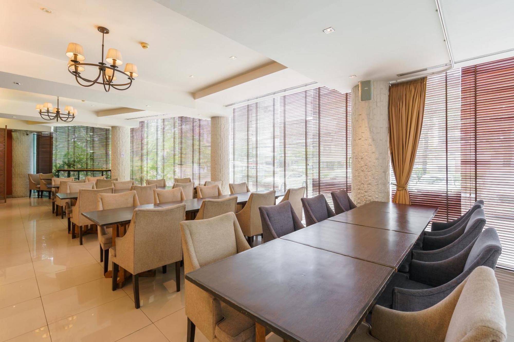 Lantana Resort Hotel Bangkok Exterior photo