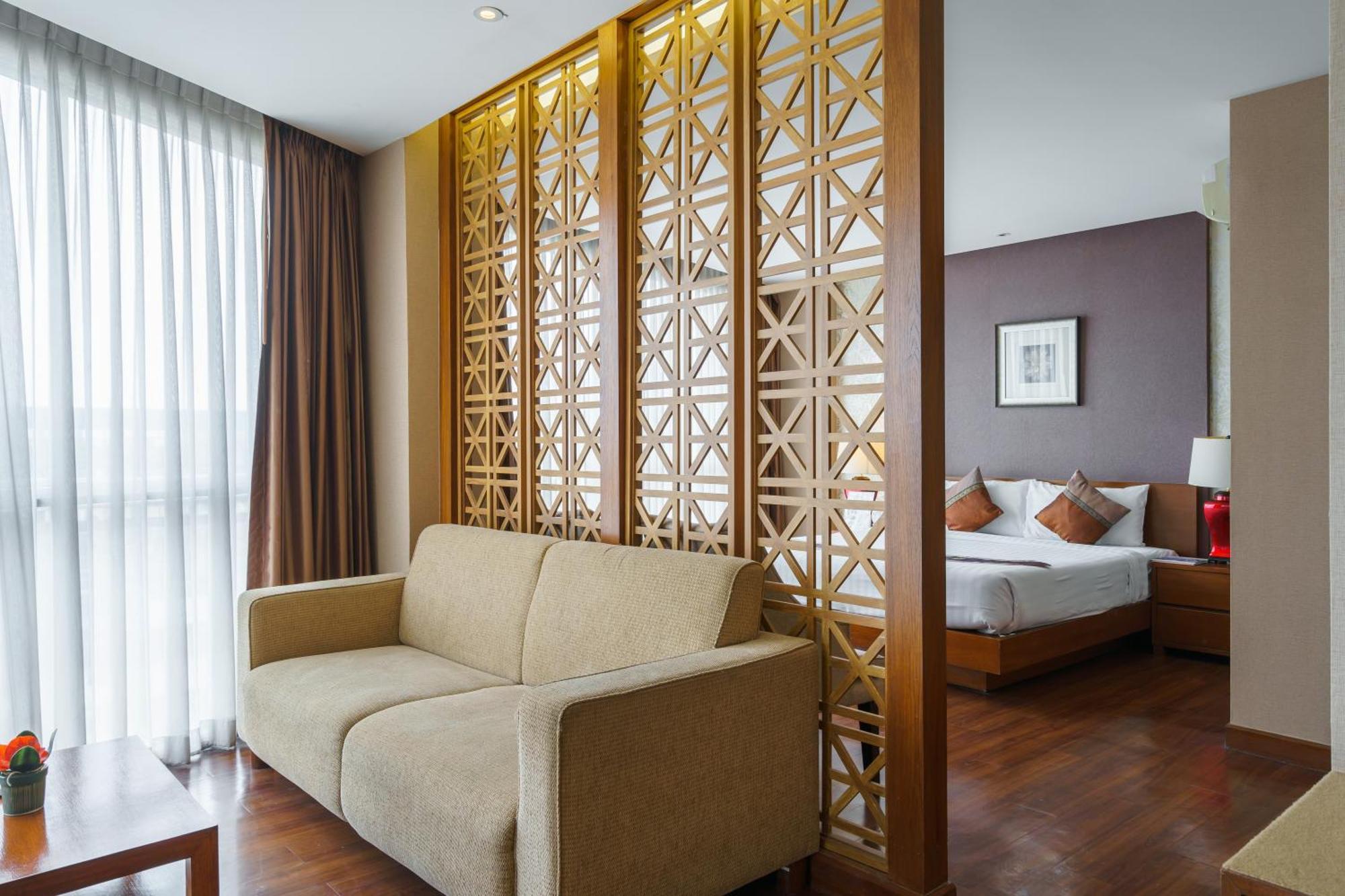 Lantana Resort Hotel Bangkok Exterior photo