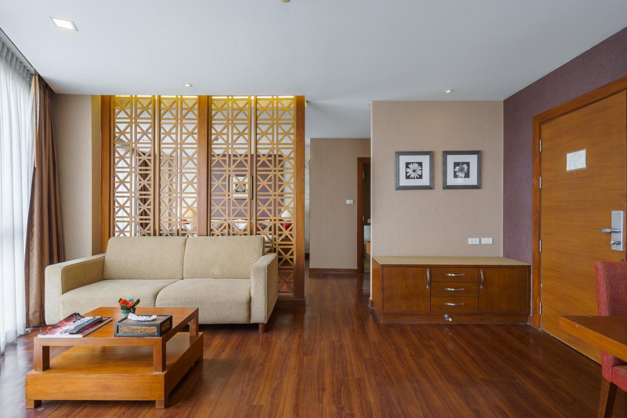 Lantana Resort Hotel Bangkok Exterior photo