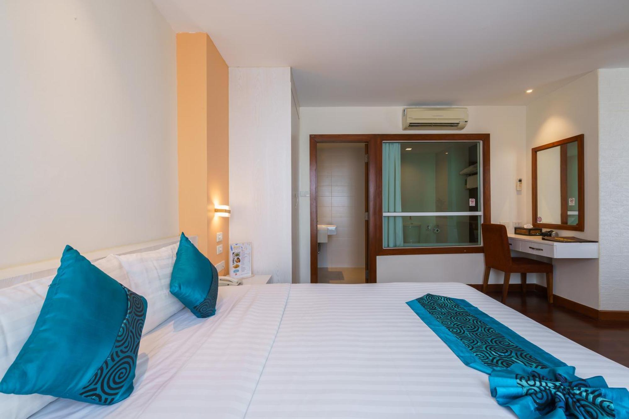 Lantana Resort Hotel Bangkok Exterior photo