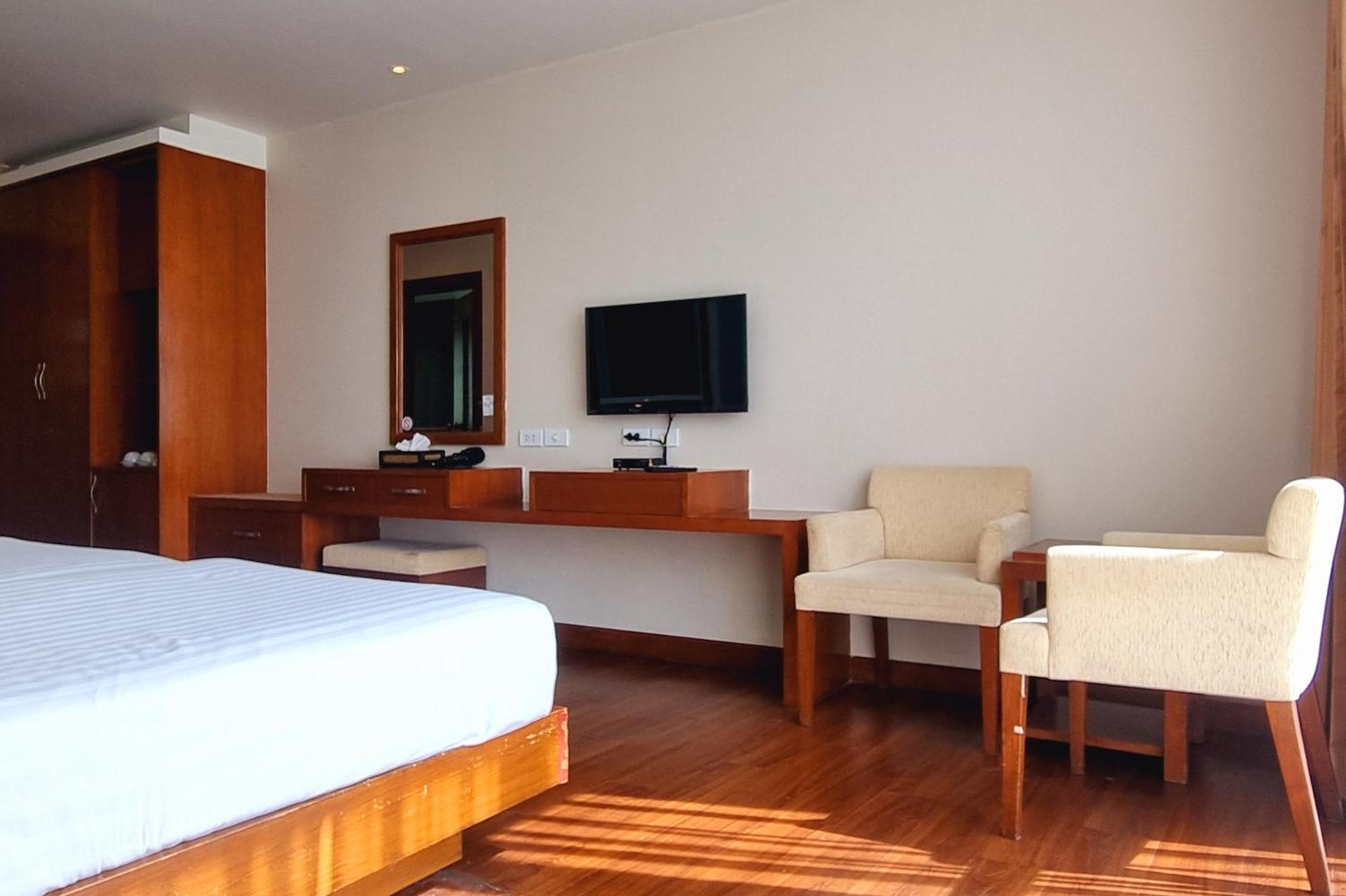 Lantana Resort Hotel Bangkok Exterior photo
